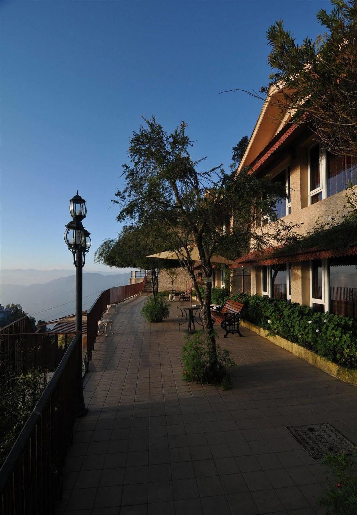 מלון Club Mahindra מוסורי מראה חיצוני תמונה